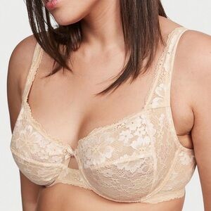 Victoria’s Secret Full Cup Lace Underwire Bra - Cream